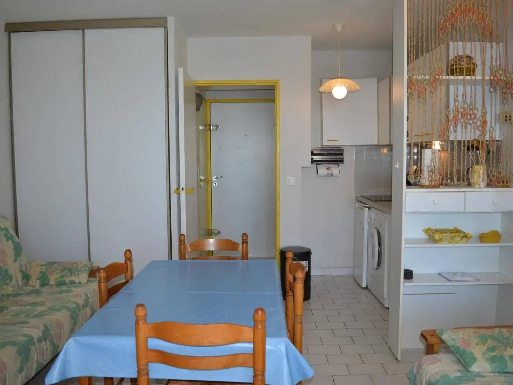 Appartement Argelès-sur-Mer, 1 pièce, 2 personnes - FR-1-225-422