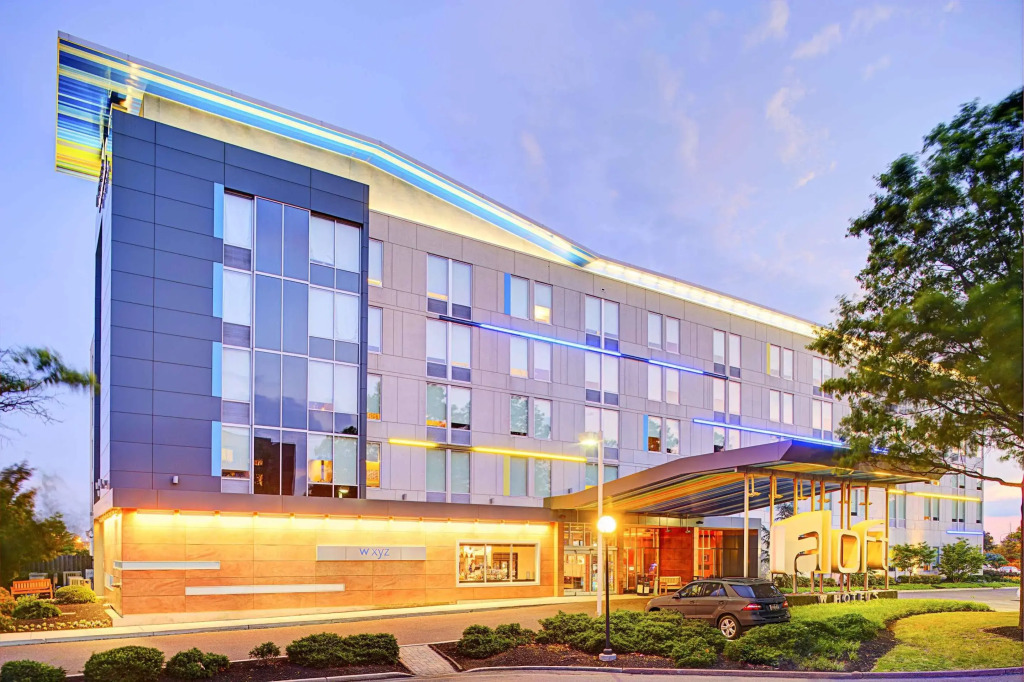 Aloft by Marriott Philadelphia Airport