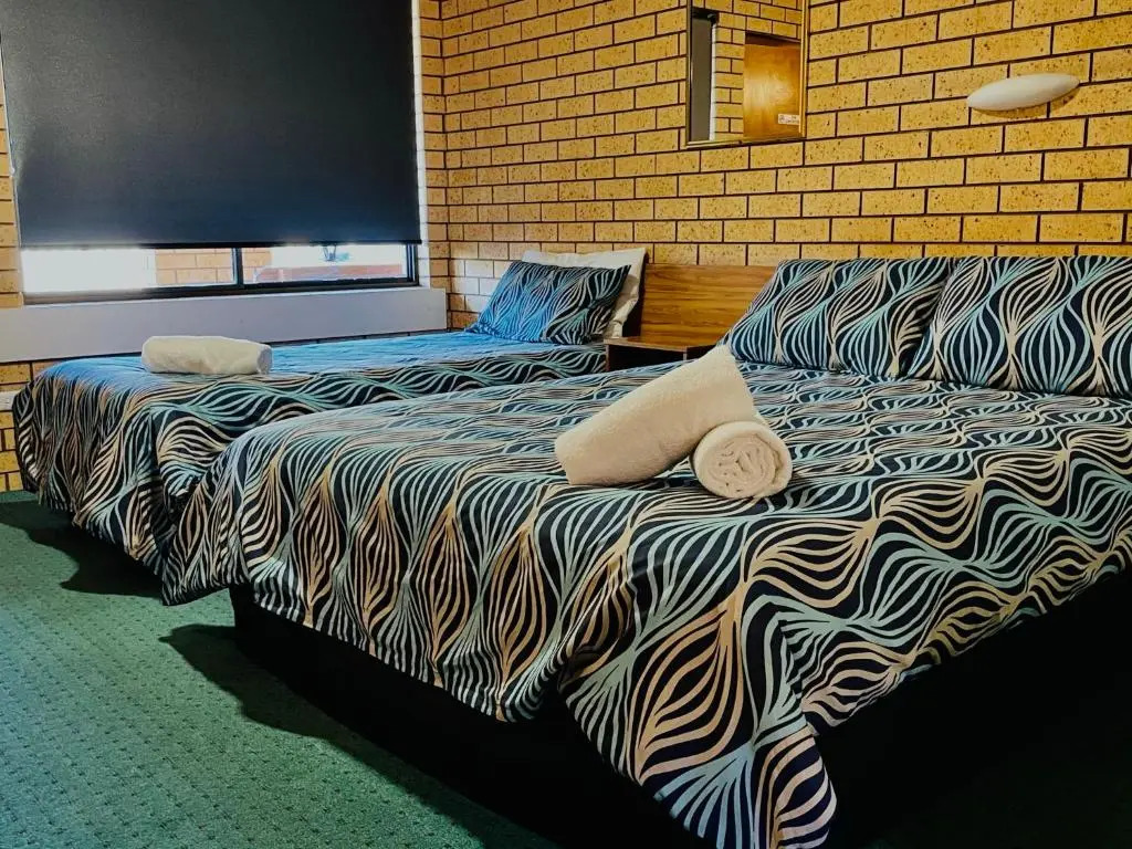 Lake Mulwala Hotel