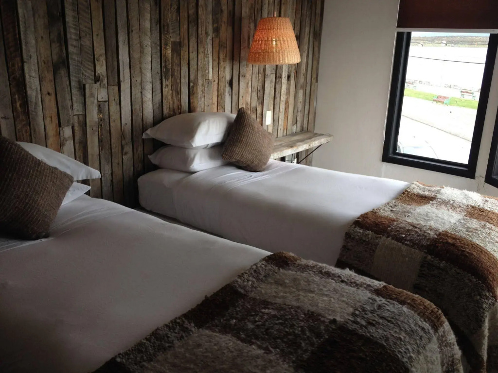 Kau Lodge