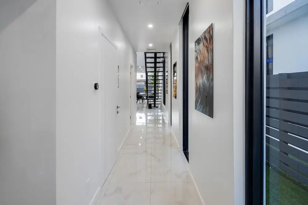Coral Ridge Playtime - Gorgeous Private Pool Home Close To Everything! 3 Bedroom Townhouse by Redawning