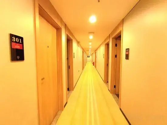 Shell Hotel Beijing Shunyi District Shunyi Metro Station