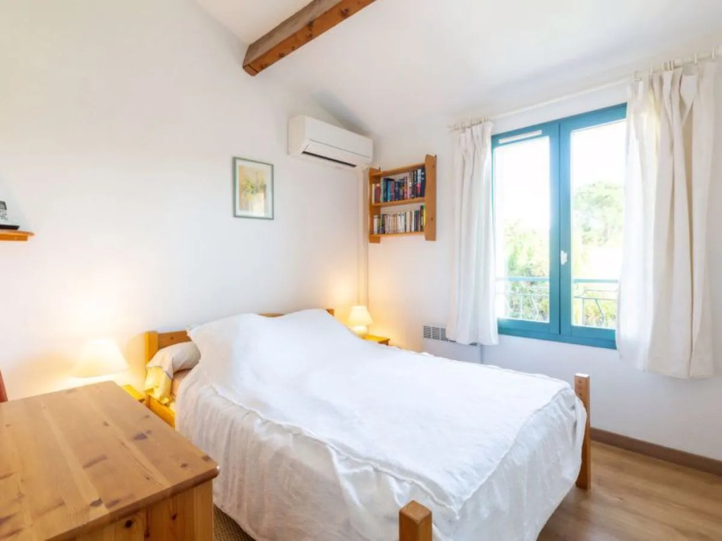 Holiday Home Les Olivades - PLT201