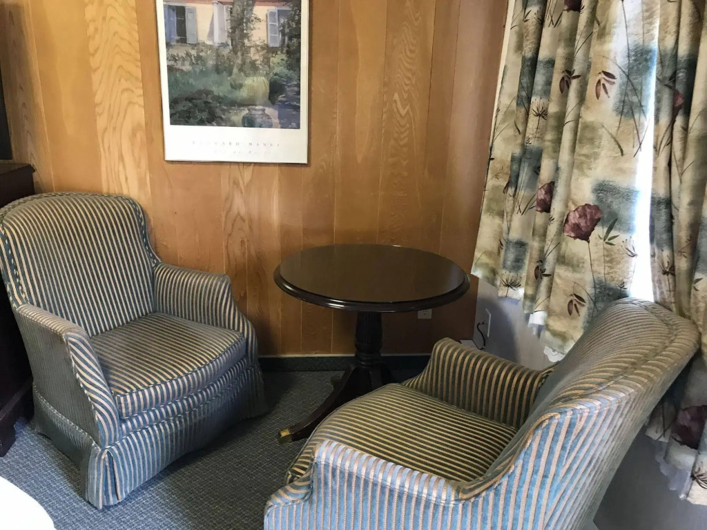 Inntowne Motel