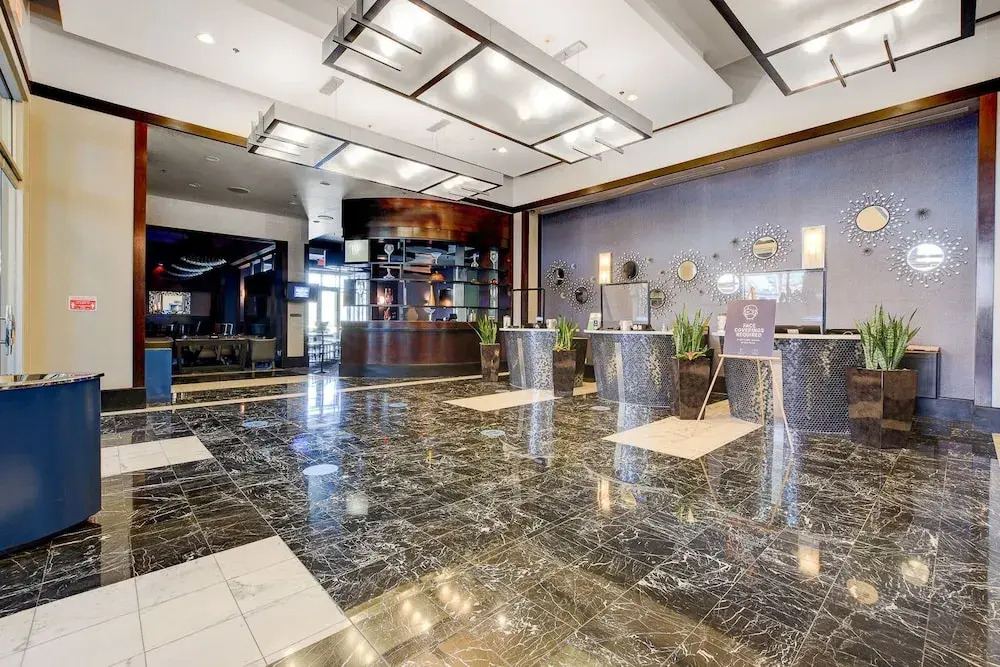 Sapphire Skyline Premium Suite