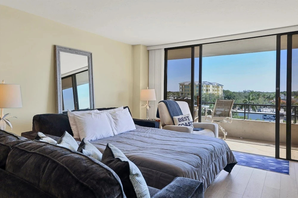 Anchorage Resort 5th Floor 2 Bedroom Condo With Beach Access 0888