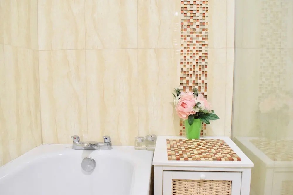 1 Bedroom Apartment With Garden in Mudchute