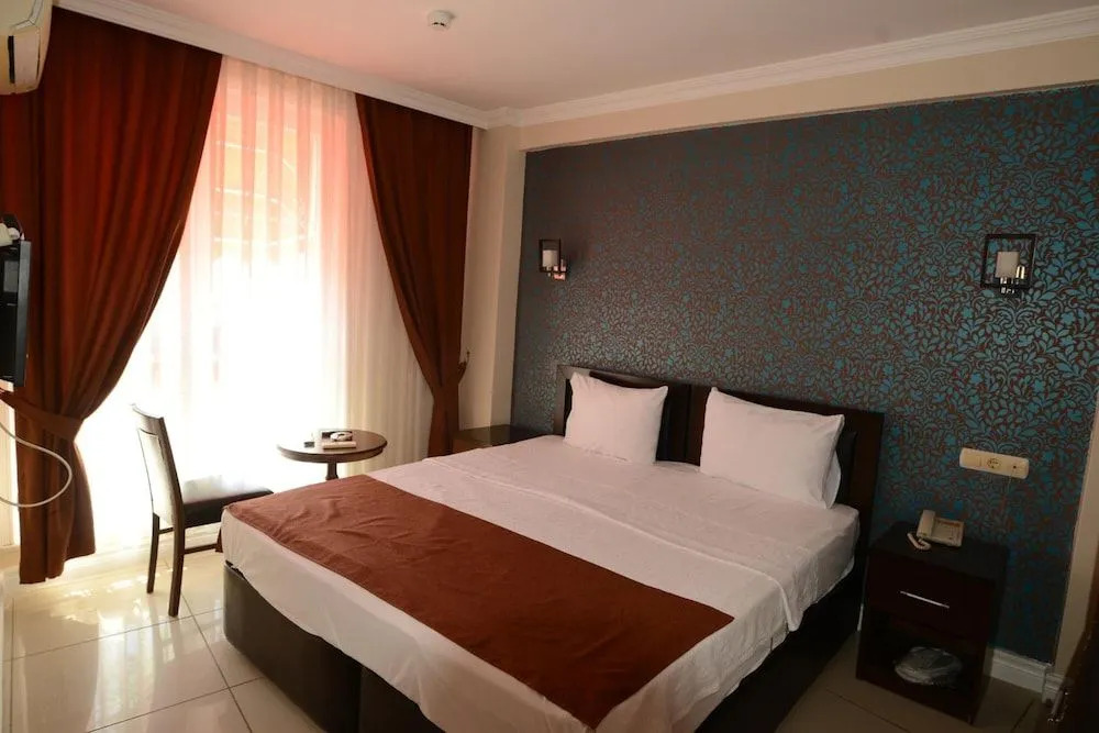 Selis Hotel