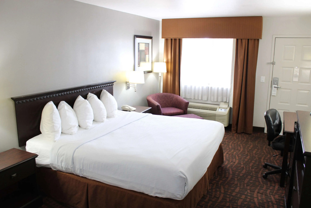 Best Western Sunland Park Inn