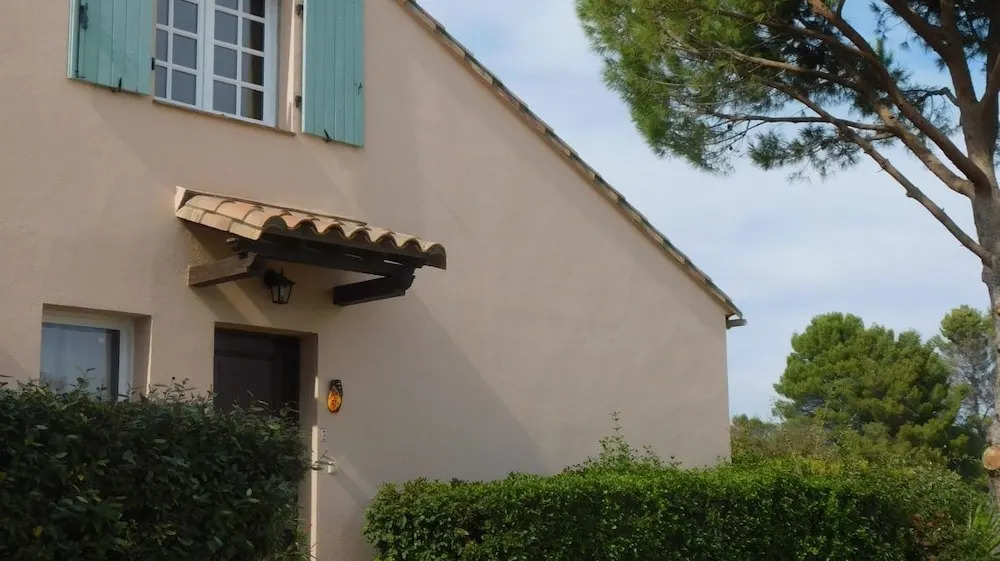 Les Bougainvillées de Camargue