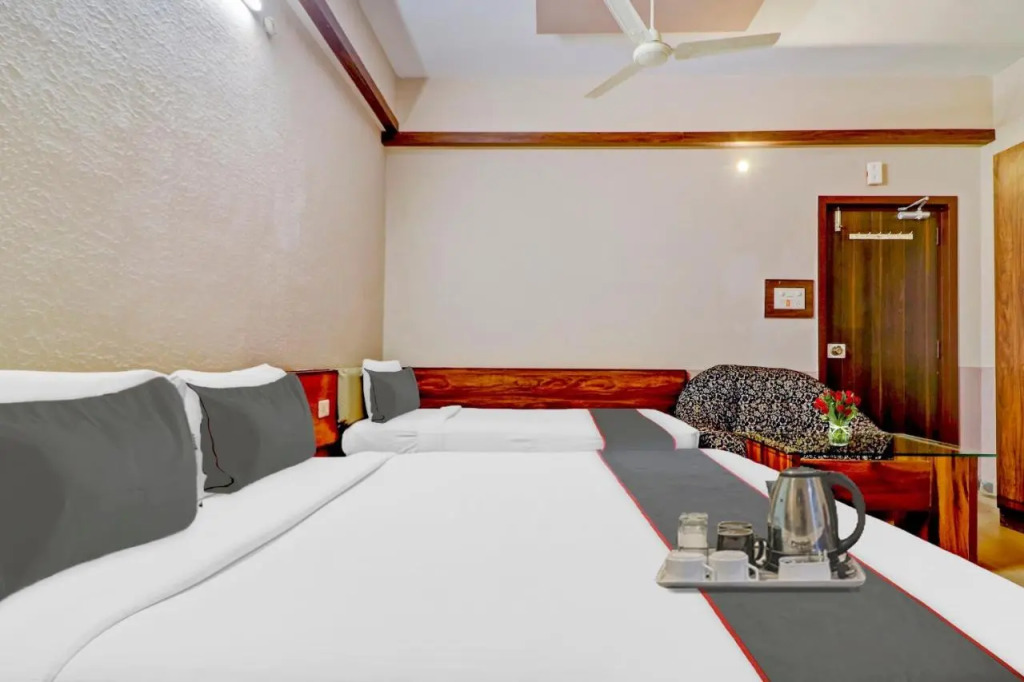 Hotel Green Nest Suites