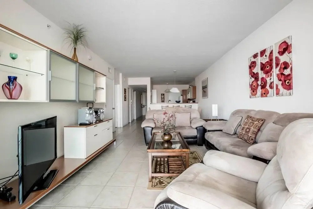 Le Marina Bay 909 - Condo 4 People, Sunny Isles