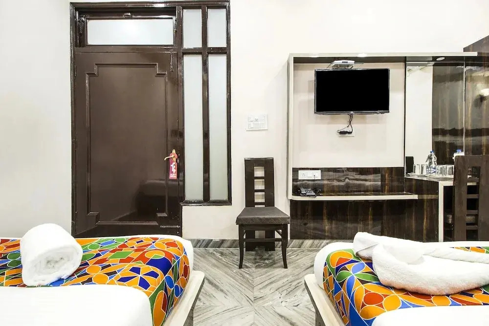 Sant Homestay Golden Temple By FabHotel