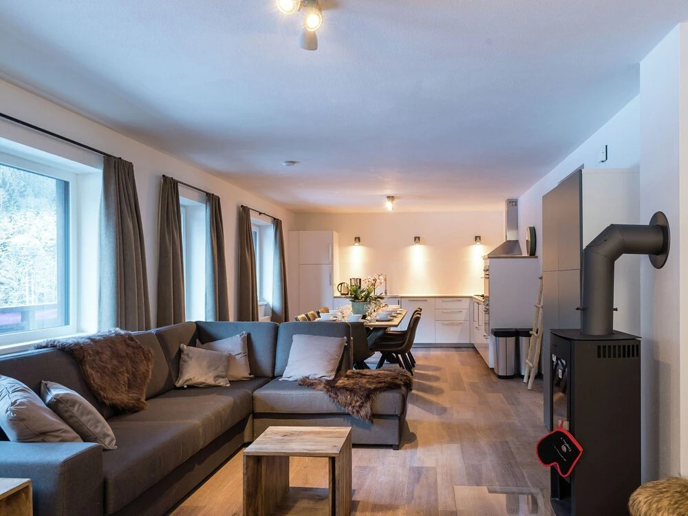Quaint Chalet in Saalbach-Hinterglemm with Private Sauna
