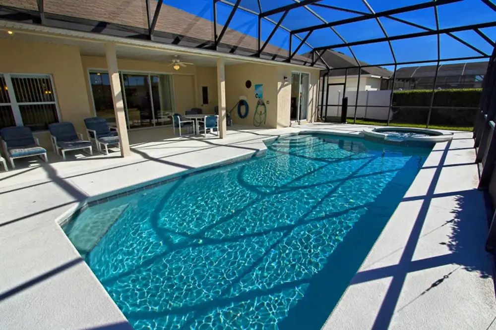 Charleston Manor by Florida Spirit