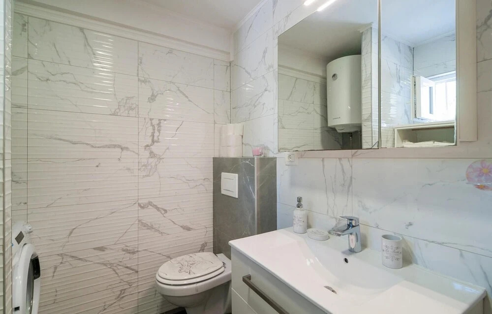 Awesome Apartment in Kastel Sucurac With Wifi and 4 Bedrooms
