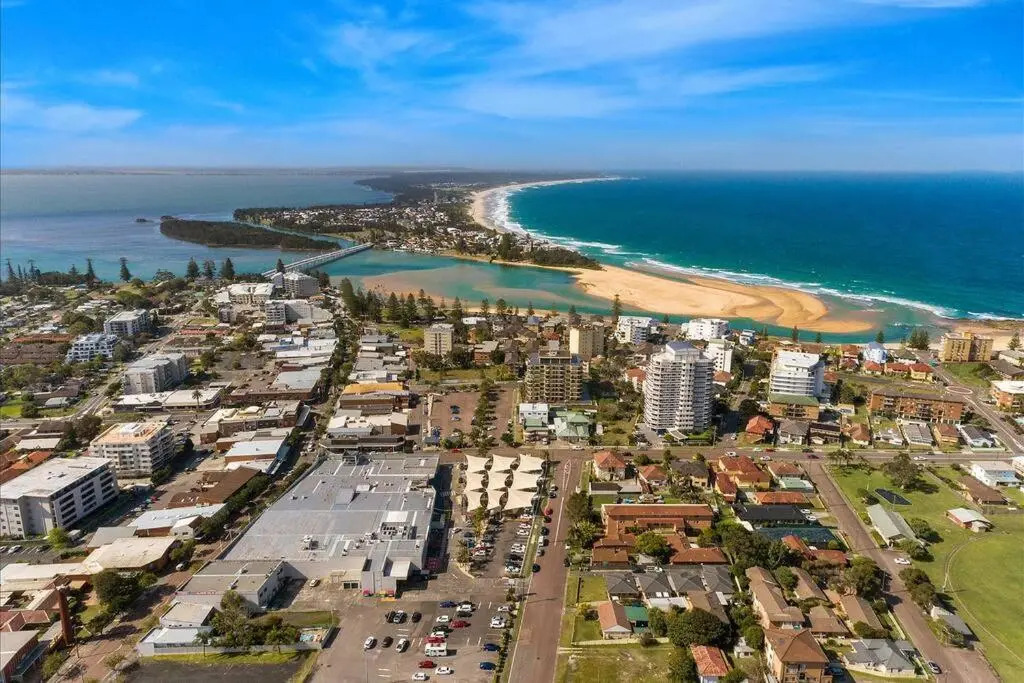 Spacious 2BR near The Entrance Beach - 7Min Walk!