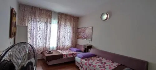Beautiful bungalow in Island Village