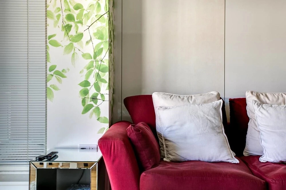Beautiful Bright 2BR Home W/balcony - 5 Guests!