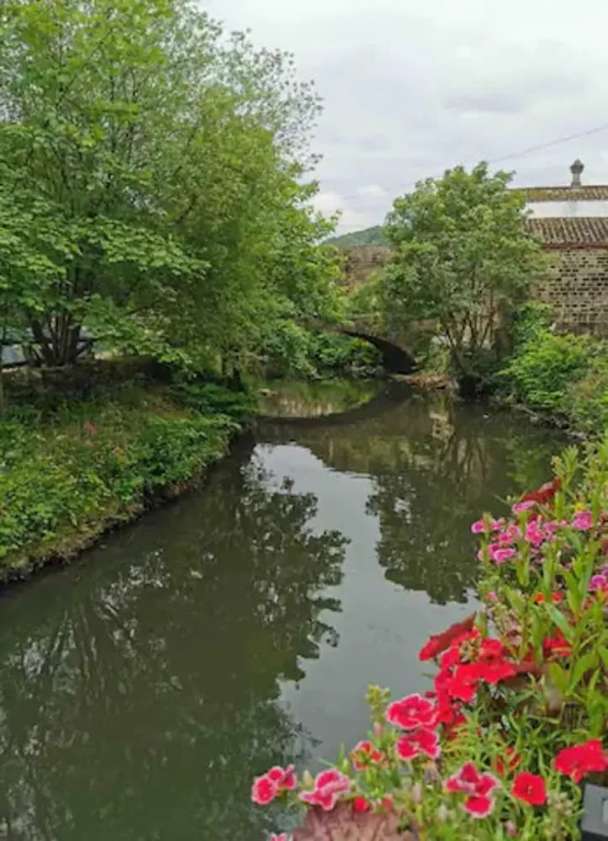 Spacious Riverside Home, 3 Bedrooms, Hebden Bridge