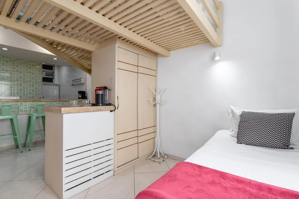 1 Minute From Copacabana Beach A923