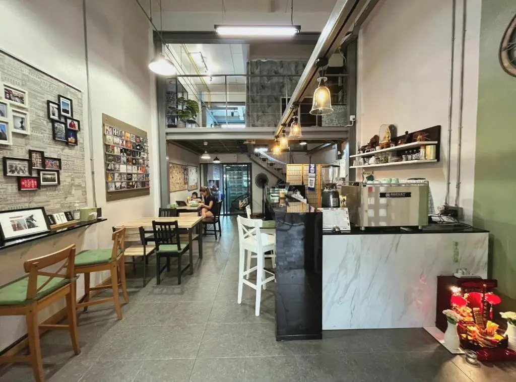 Hybrit Hostel & Cafe