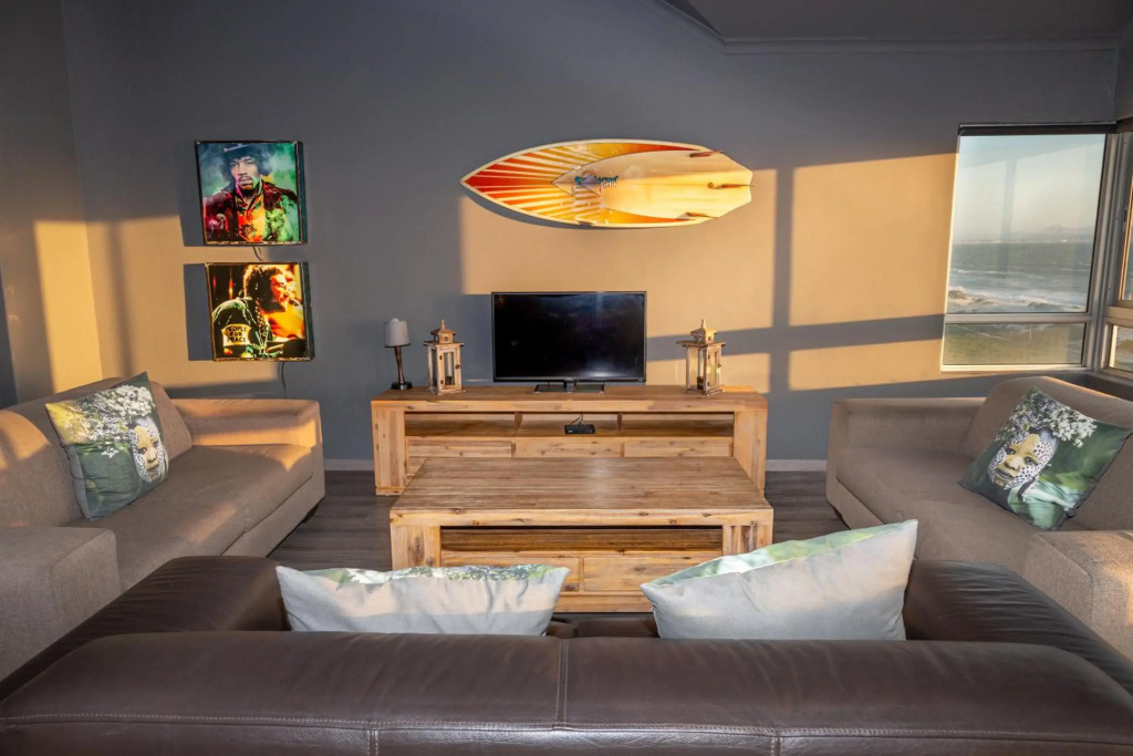 Spacious Luxury 3 Bedroom Apartment B401 Sea Spray