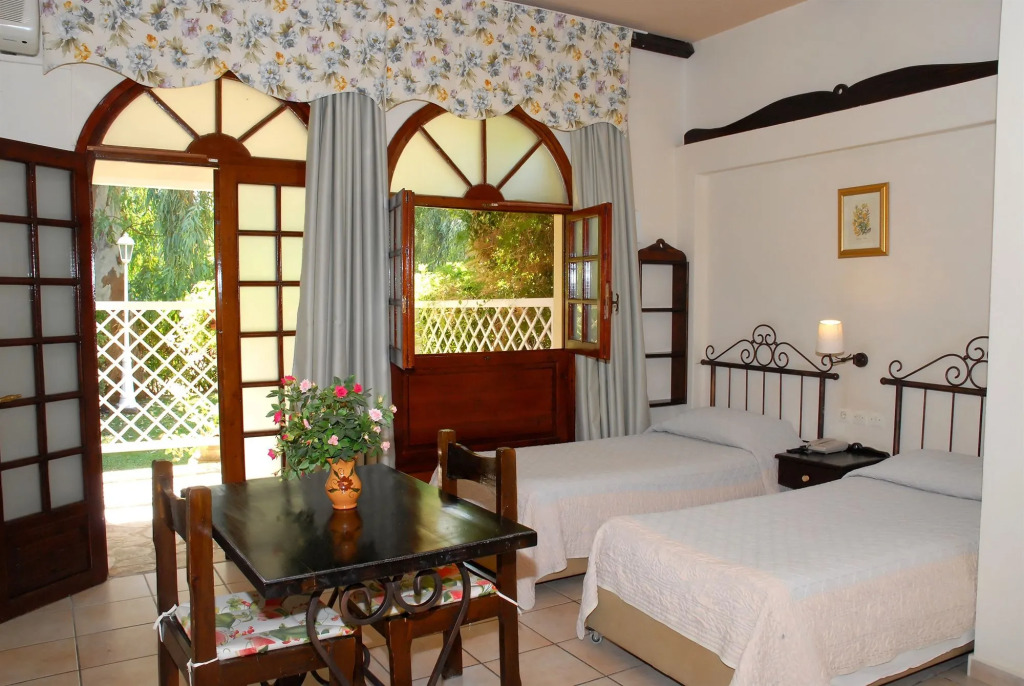 Spiti Prifti Apartments