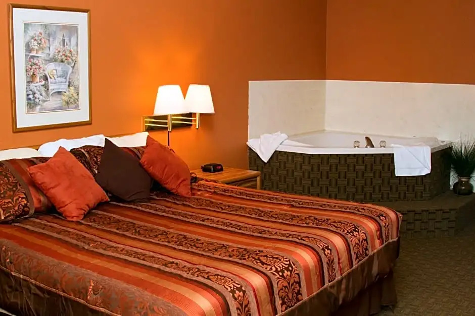 Cottonwood Inn & Suites