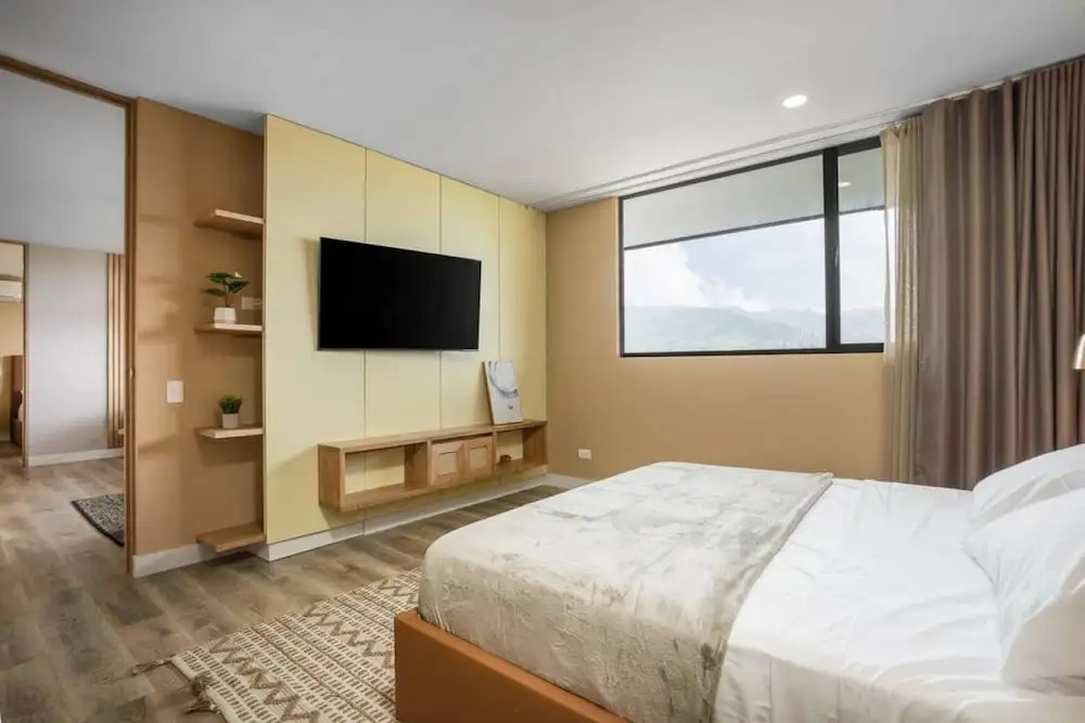 Go Living Suites - 601