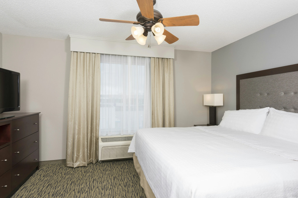 Homewood Suites by Hilton Bloomington