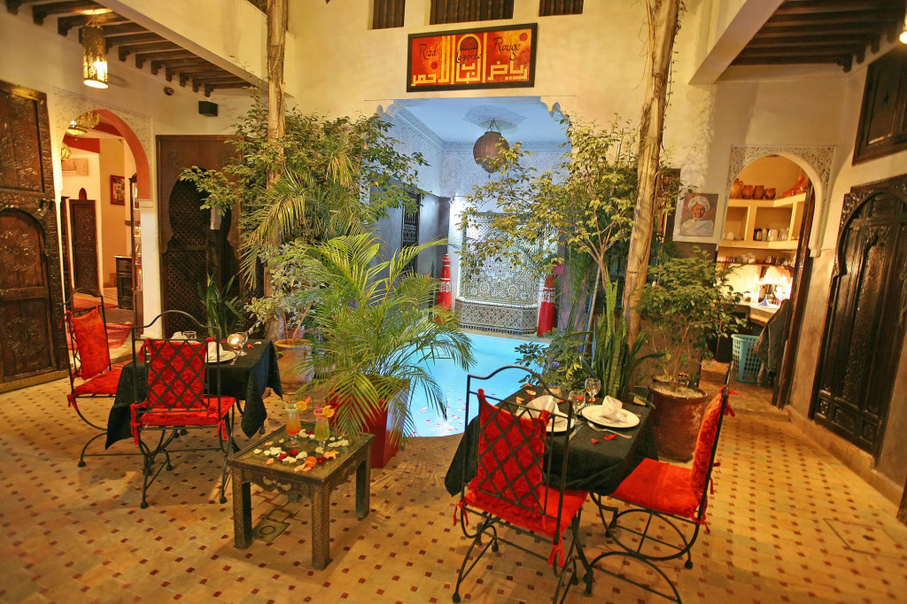Riad La Porte Rouge By La Siredrah