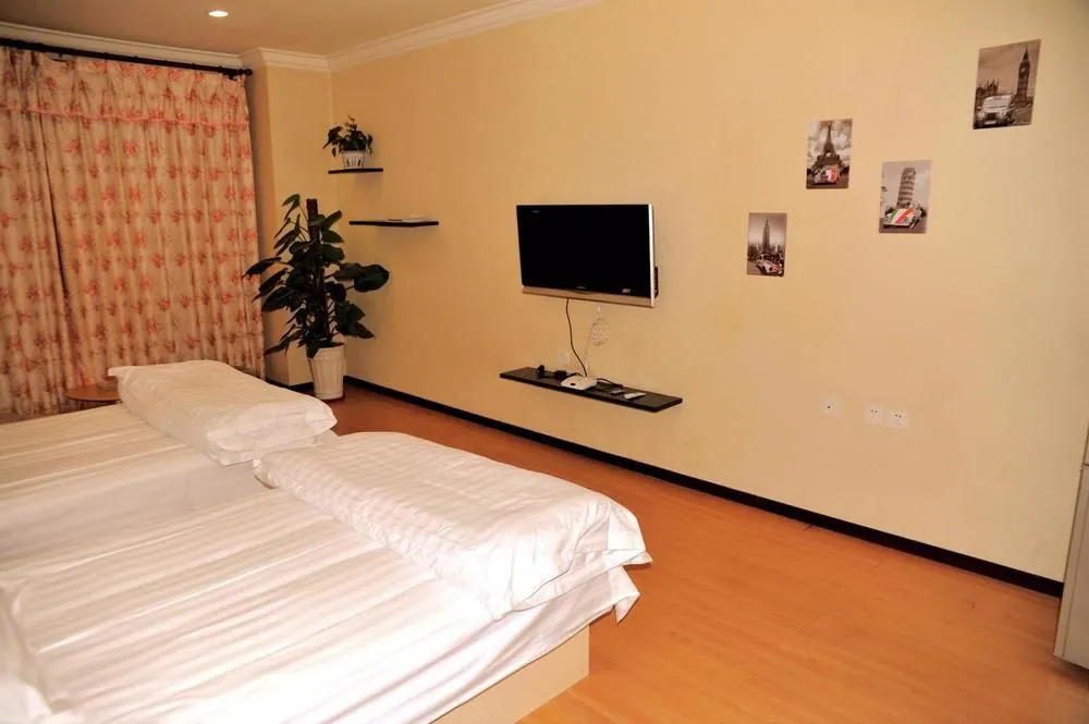 Yijia Holiday Guest House