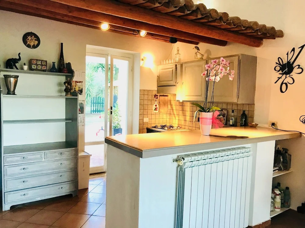 House With 3 Bedrooms in Castel di Decima, With Enclosed Garden and Wifi - 15 km From the Beach