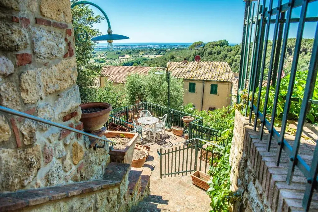 Borgo alle Mura