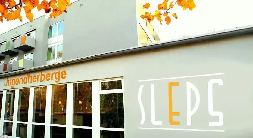 Hostel SLEPS