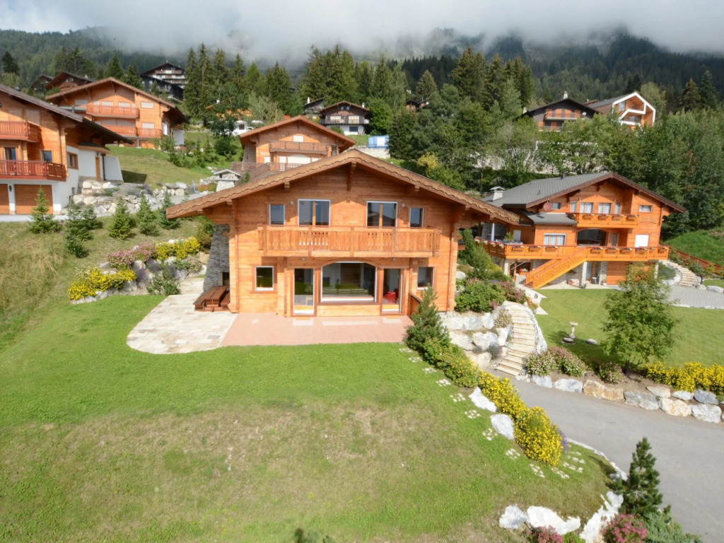 Chalet Campanule by Interhome