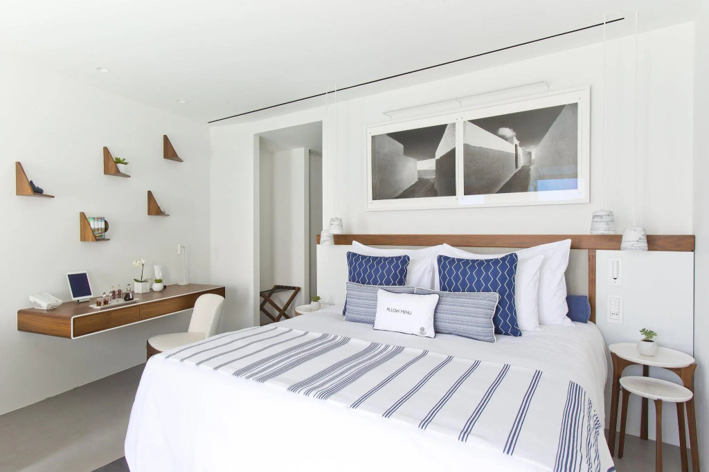 Grace Hotel, Auberge Collection