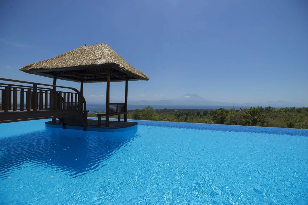 Semabu Hills Hotel Nusa Penida