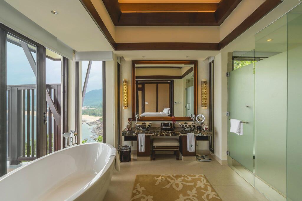 Banyan Tree Lang Co, Hue Image 41