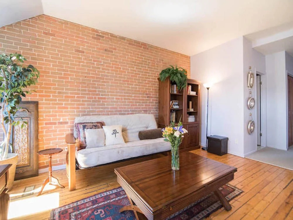 LM Stays - 142 James Street Loft