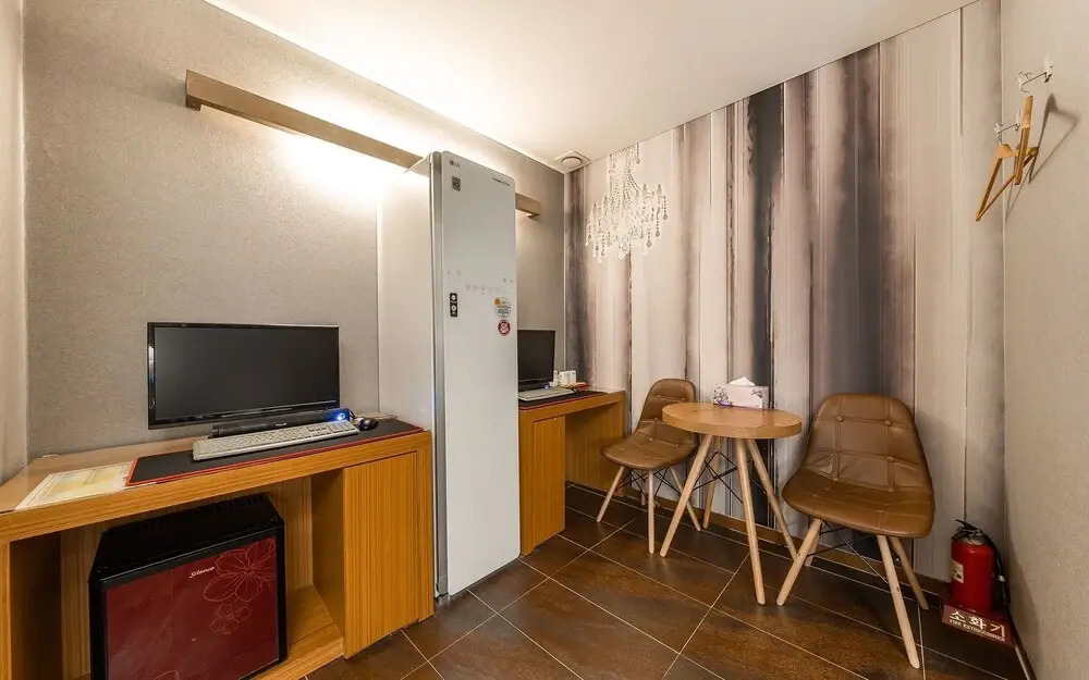Hotel Staylight Sadang Inn