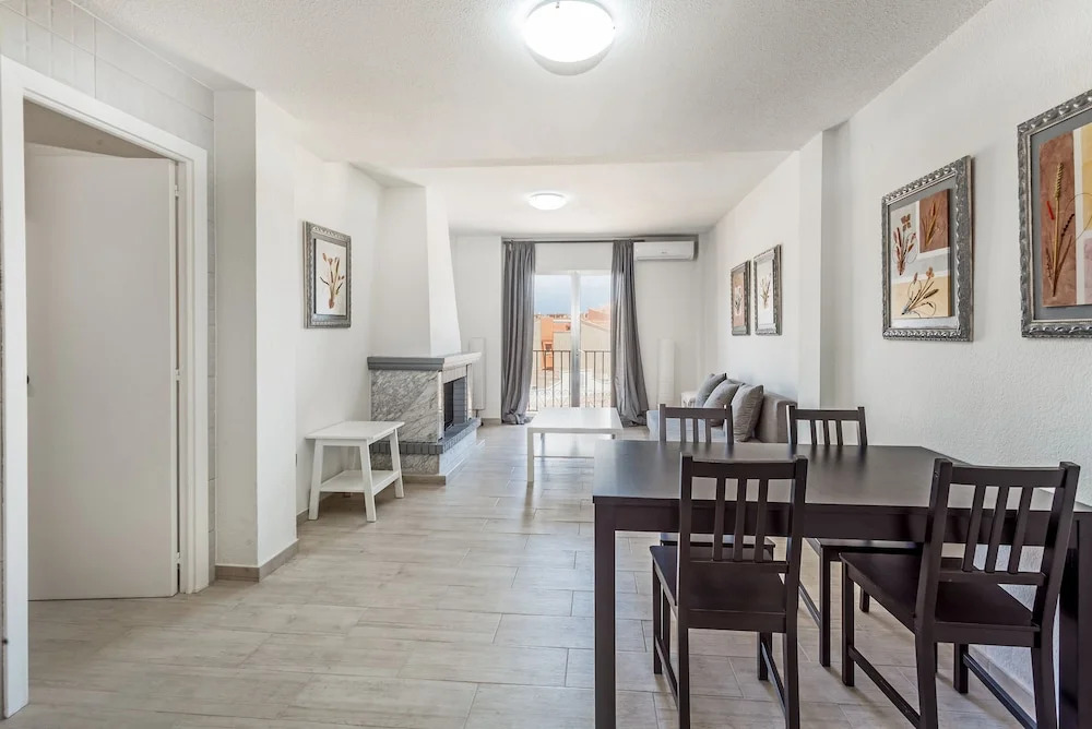 Cosy city 2-Bed apartment, sleeps 6