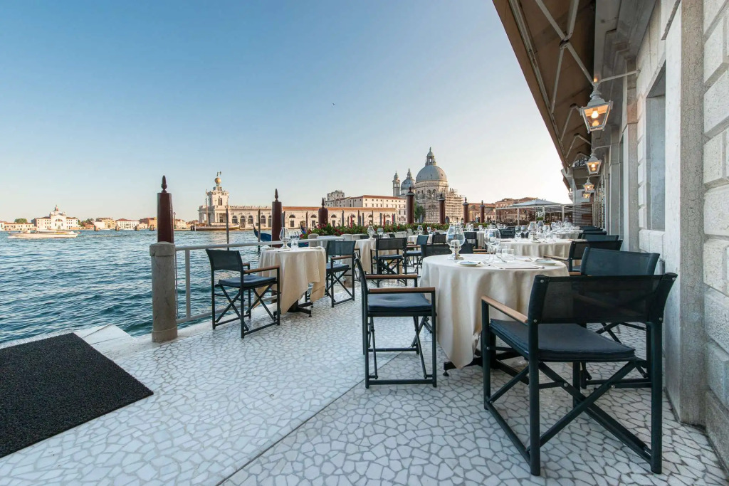Отель Monaco & Grand Canal