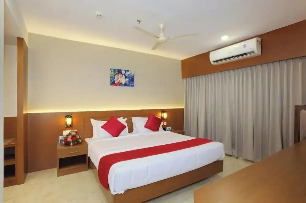 Hotel Sahyadri