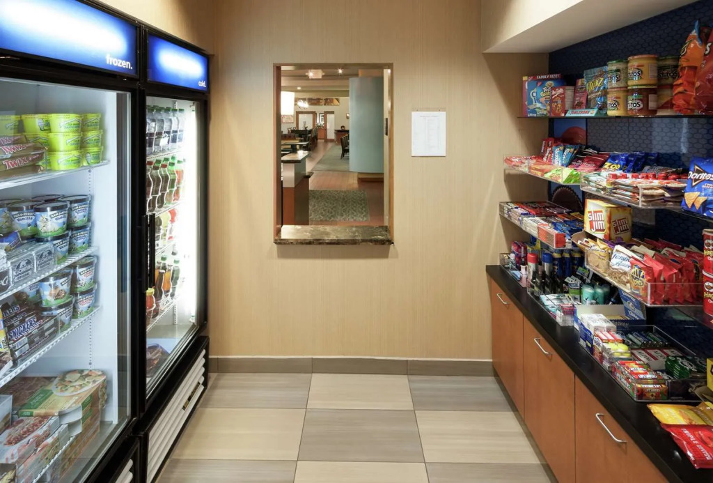 Hampton Inn & Suites St. Louis at Forest Park