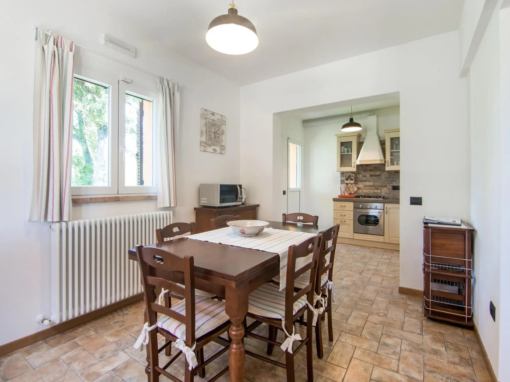 Villa in Ostra Vetere with Pool and Jacuzzis