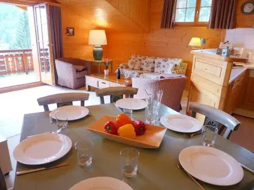Le Faucon - Inh 24684