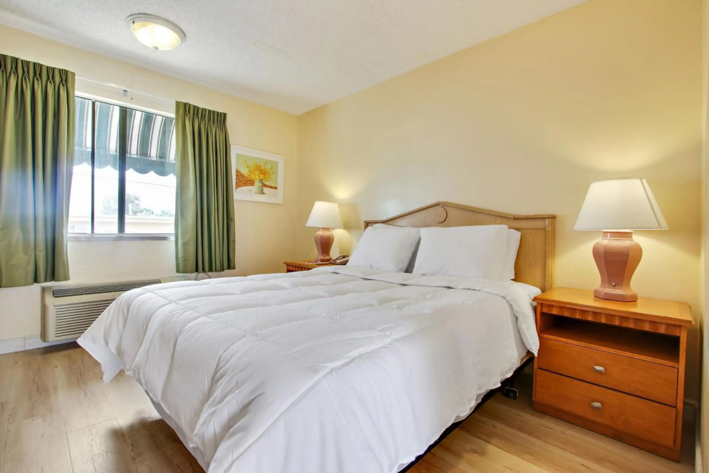 Rotex Western Inn