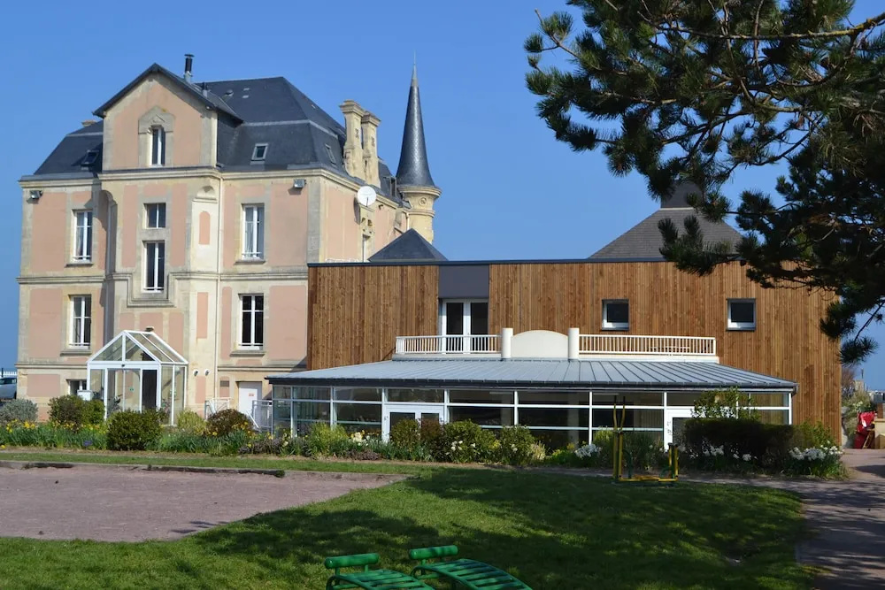 Les Tourelles - Chalets & Chambres en Bord de Mer